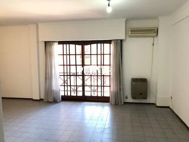 Departamento en Banfield 3