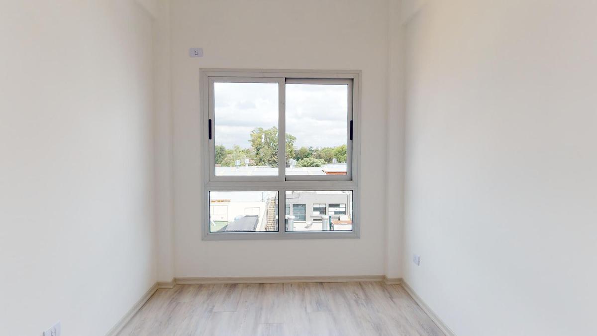 Venta de Departamento de 3 Ambientes en Villa Pueyrredon 5