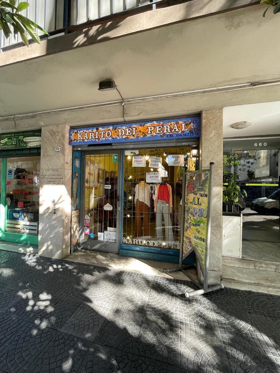 Venta Local a La Calle en Chacarita - Charlone Casa Av F. Lacroze 2