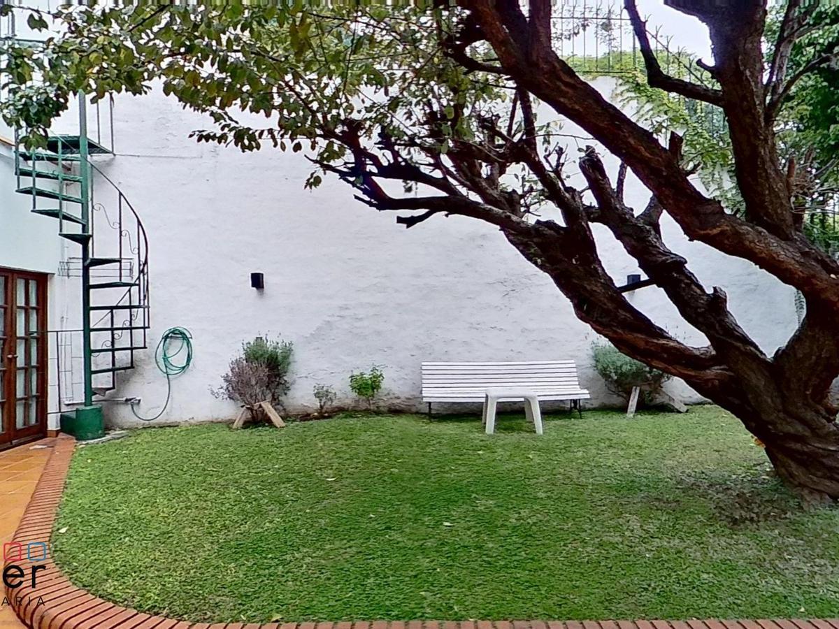 Venta Casa de 6 Ambientes con Jardín y Terraza en Colegiale 4