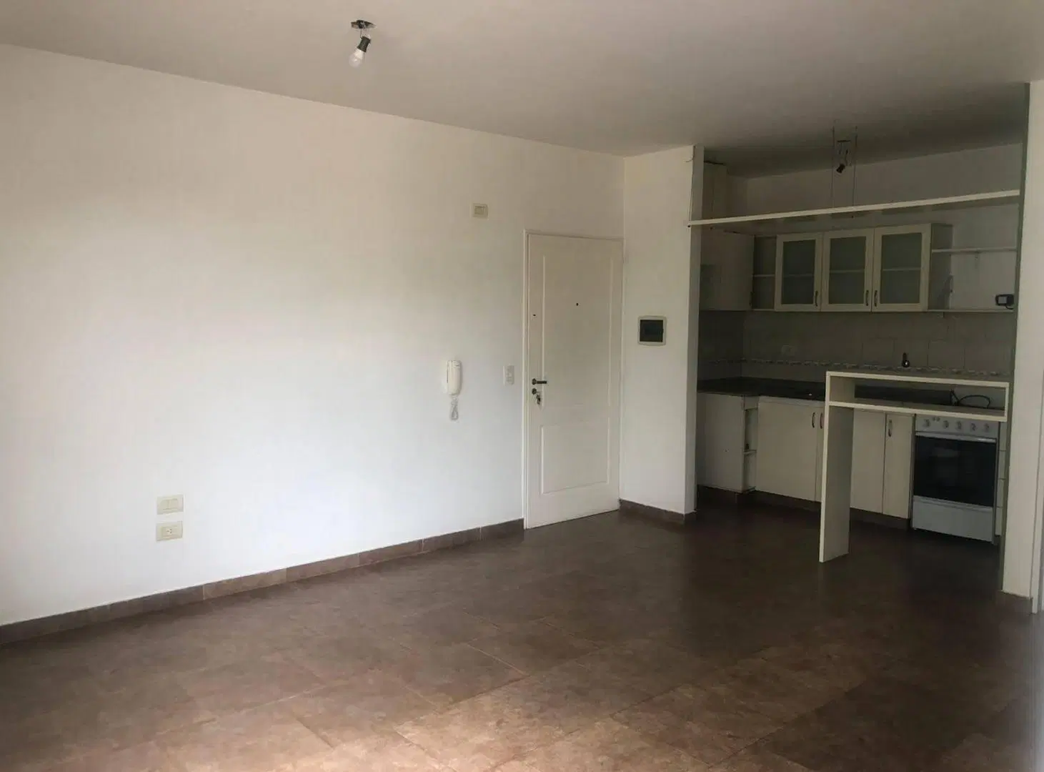 VENTA de departamento 2 Ambientes con Lavadero Vestidor Muy luminoso Baja Expensa. 2