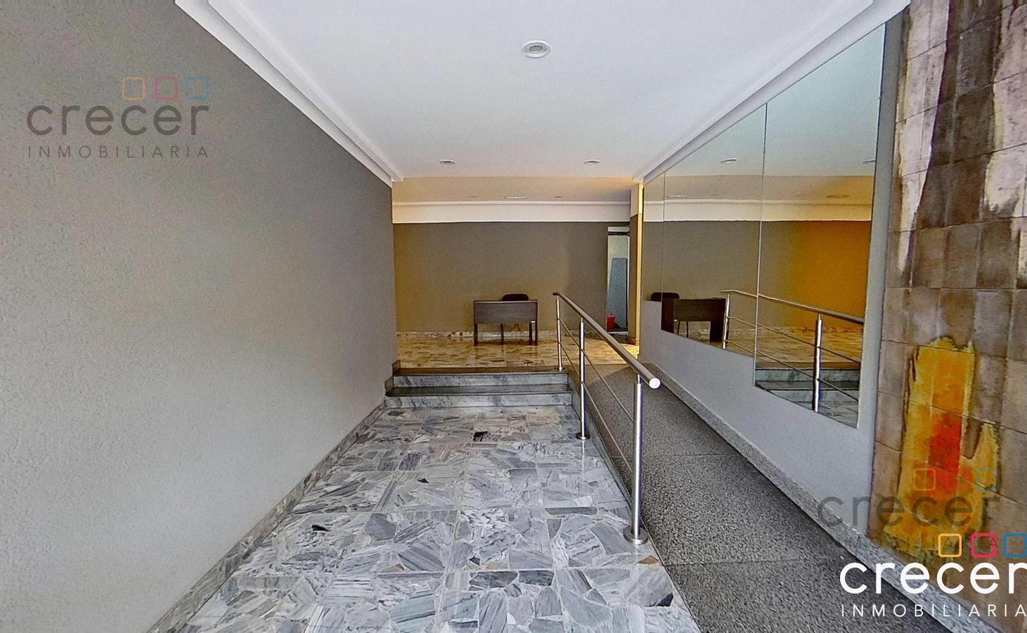 Departamento venta 4 ambientes con escritorio patio balcon y cochera fija Colegiales