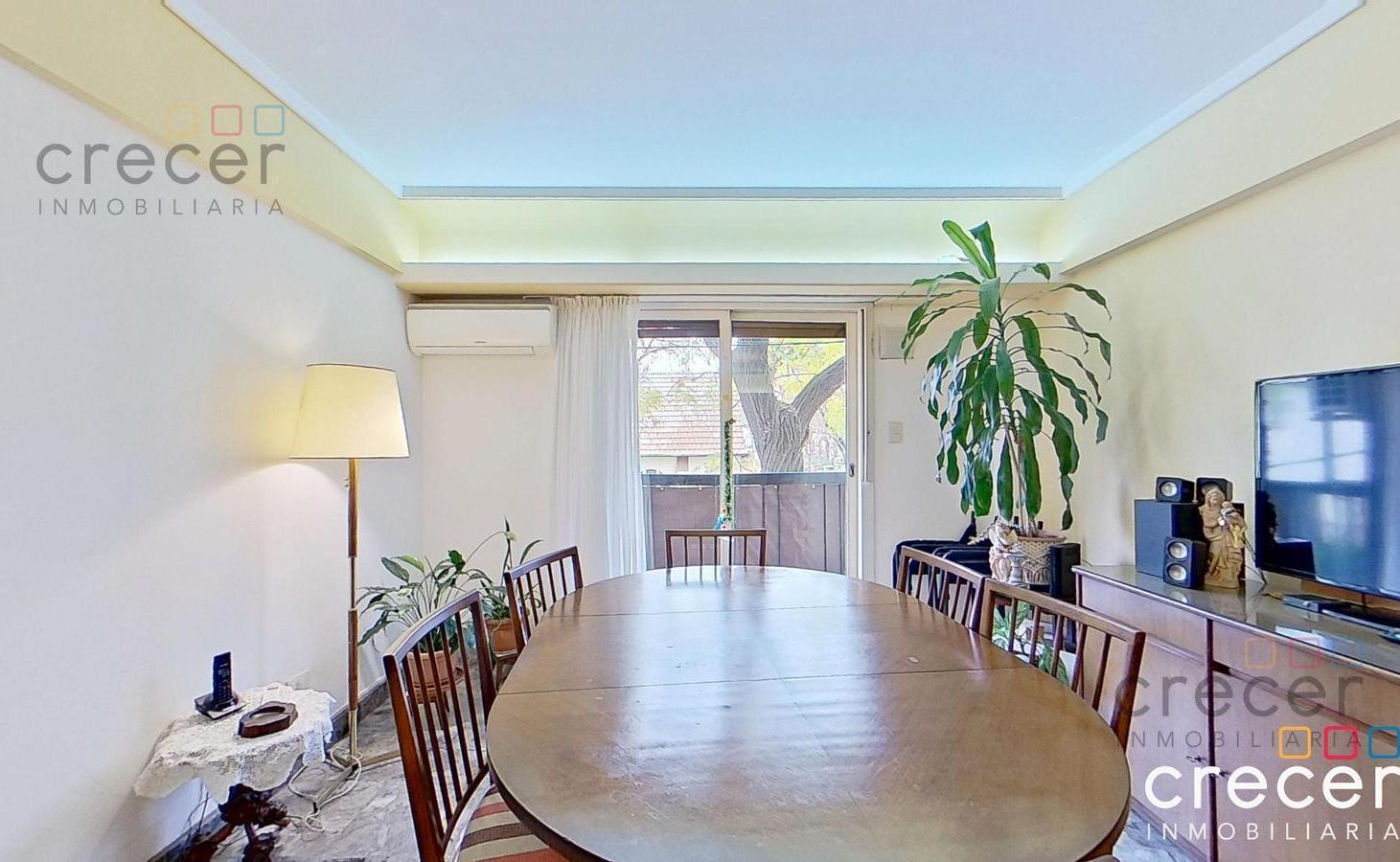 Departamento venta 5 ambientes con patio, 2 balcones y cochera fija en Colegiales