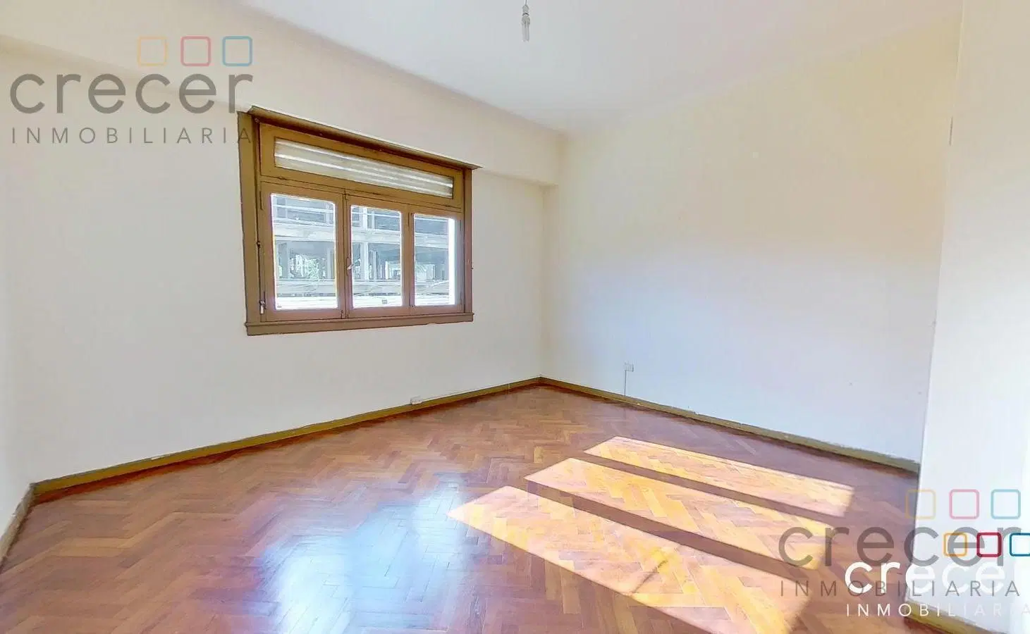 Departamento tipo PH 1° piso por escalera 153m2 totales con patio y balcon Villa Crespo 2