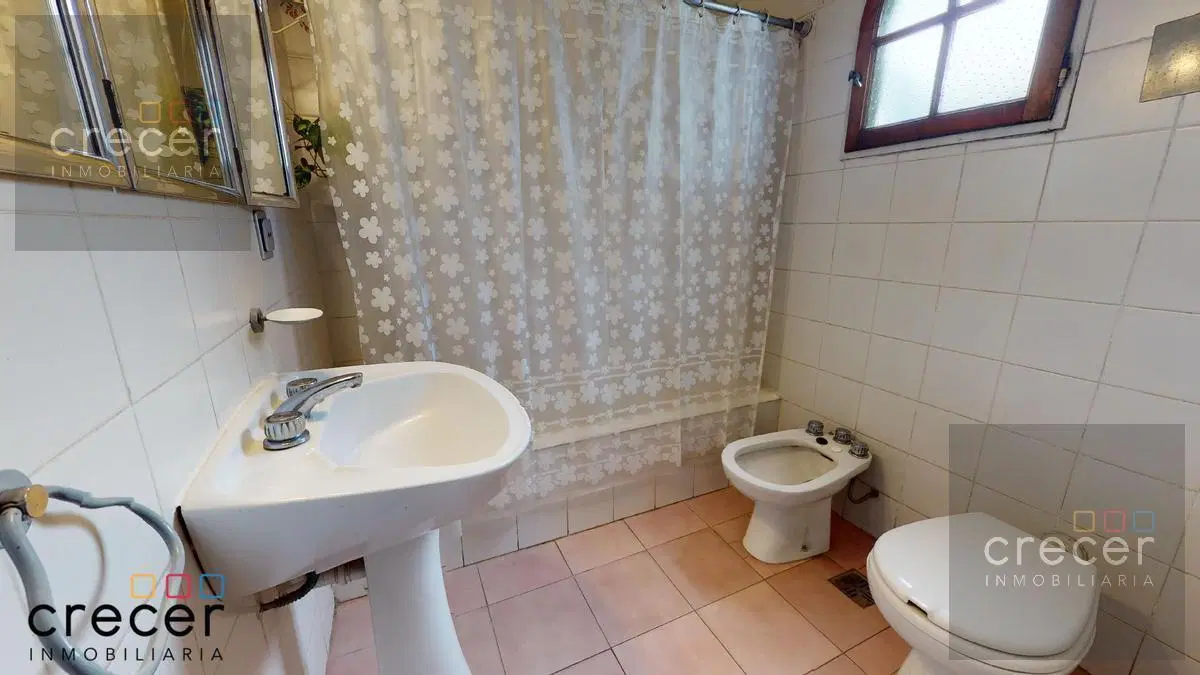 Venta PH de 4 ambientes al frente con patio y balcón Entrada independiente Sin expensas 8