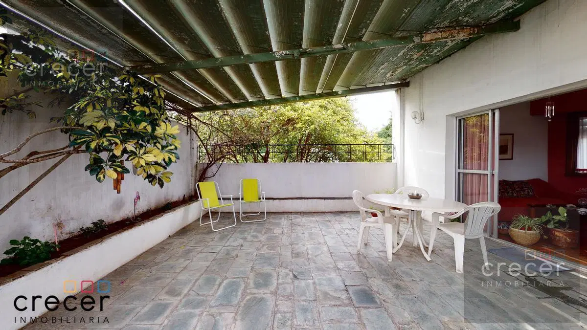 Venta PH de 4 ambientes al frente con patio y balcón Entrada independiente Sin expensas 1