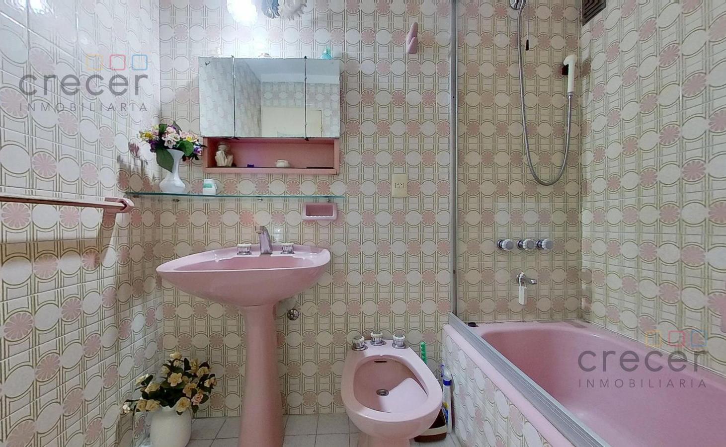 Foto de Venta 4 ambientes c/ dependencia al frente con balcón y baulera, imagen 5