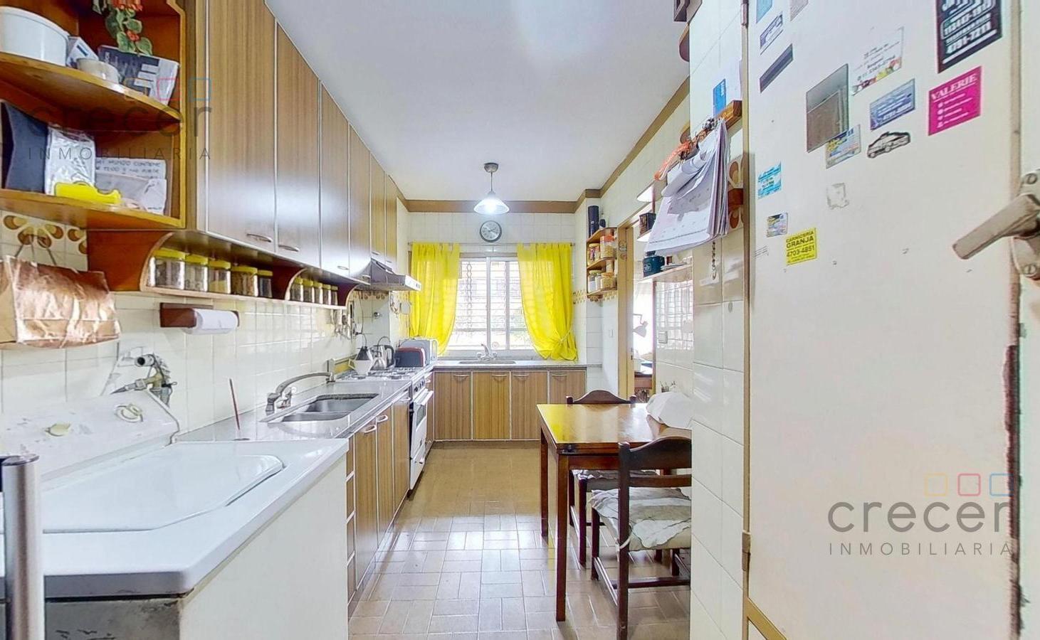 Foto de Venta 4 ambientes c/ dependencia al frente con balcón y baulera, imagen 2