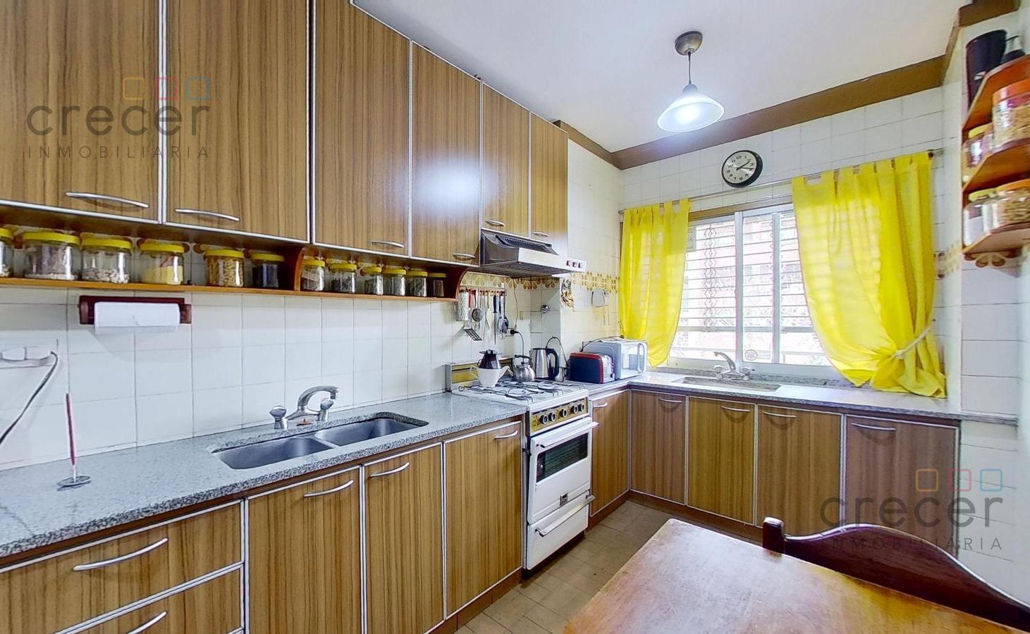 Foto de Venta 4 ambientes c/ dependencia al frente con balcón y baulera, imagen 4