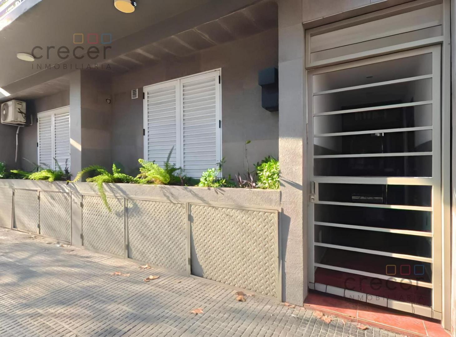 Foto de VENTA de departamento 2 Ambientes con Lavadero Vestidor Muy luminoso, imagen 2