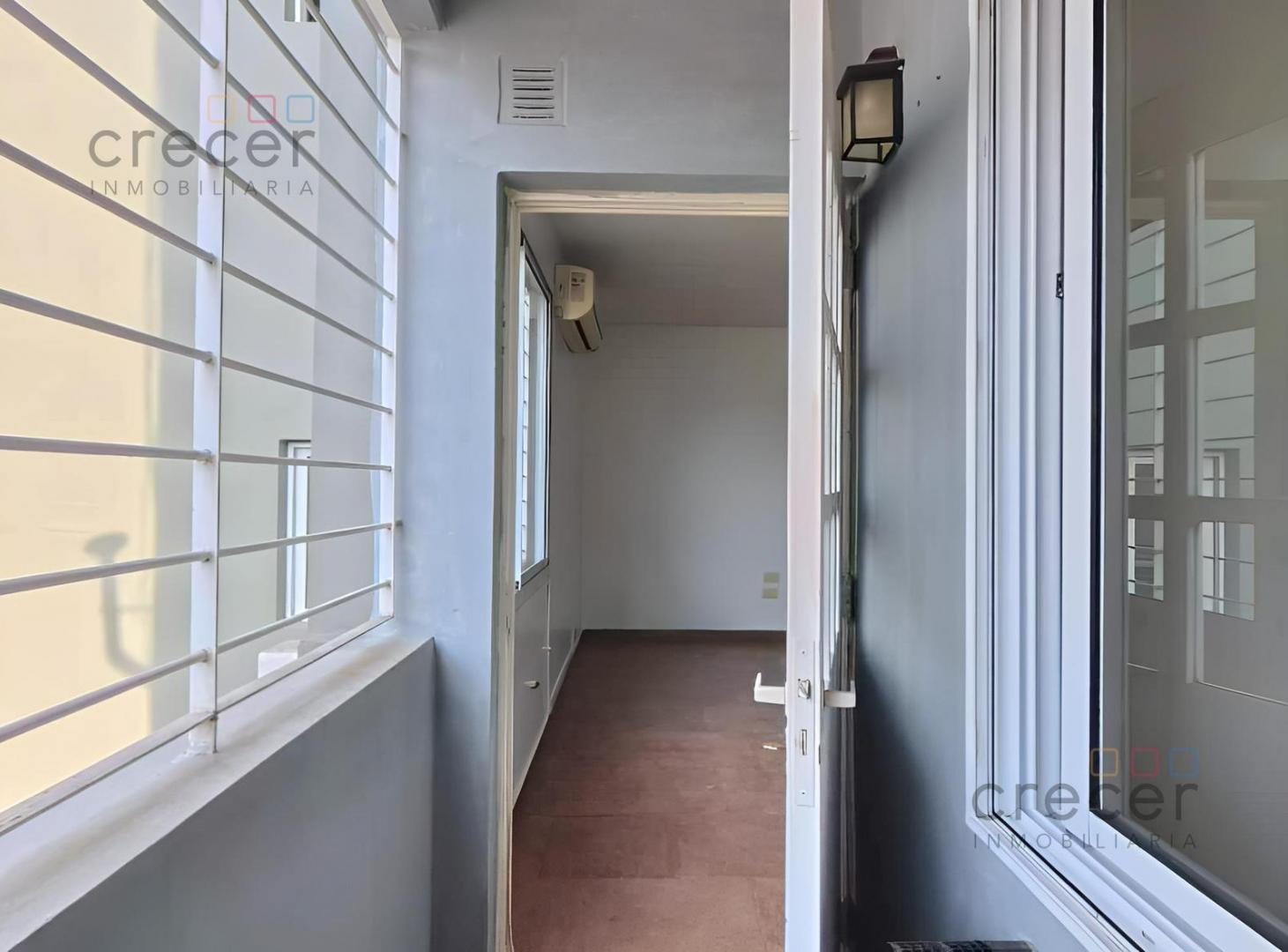 Foto de VENTA de departamento 2 Ambientes con Lavadero Vestidor Muy luminoso, imagen 4