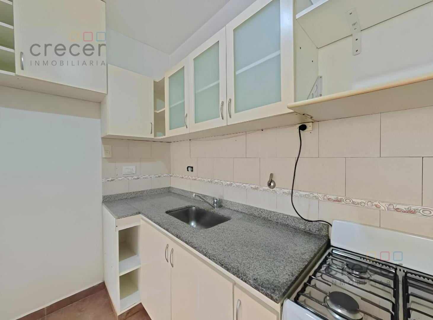 Foto de VENTA de departamento 2 Ambientes tipo PH con Lavadero Vestidor Muy, imagen 1