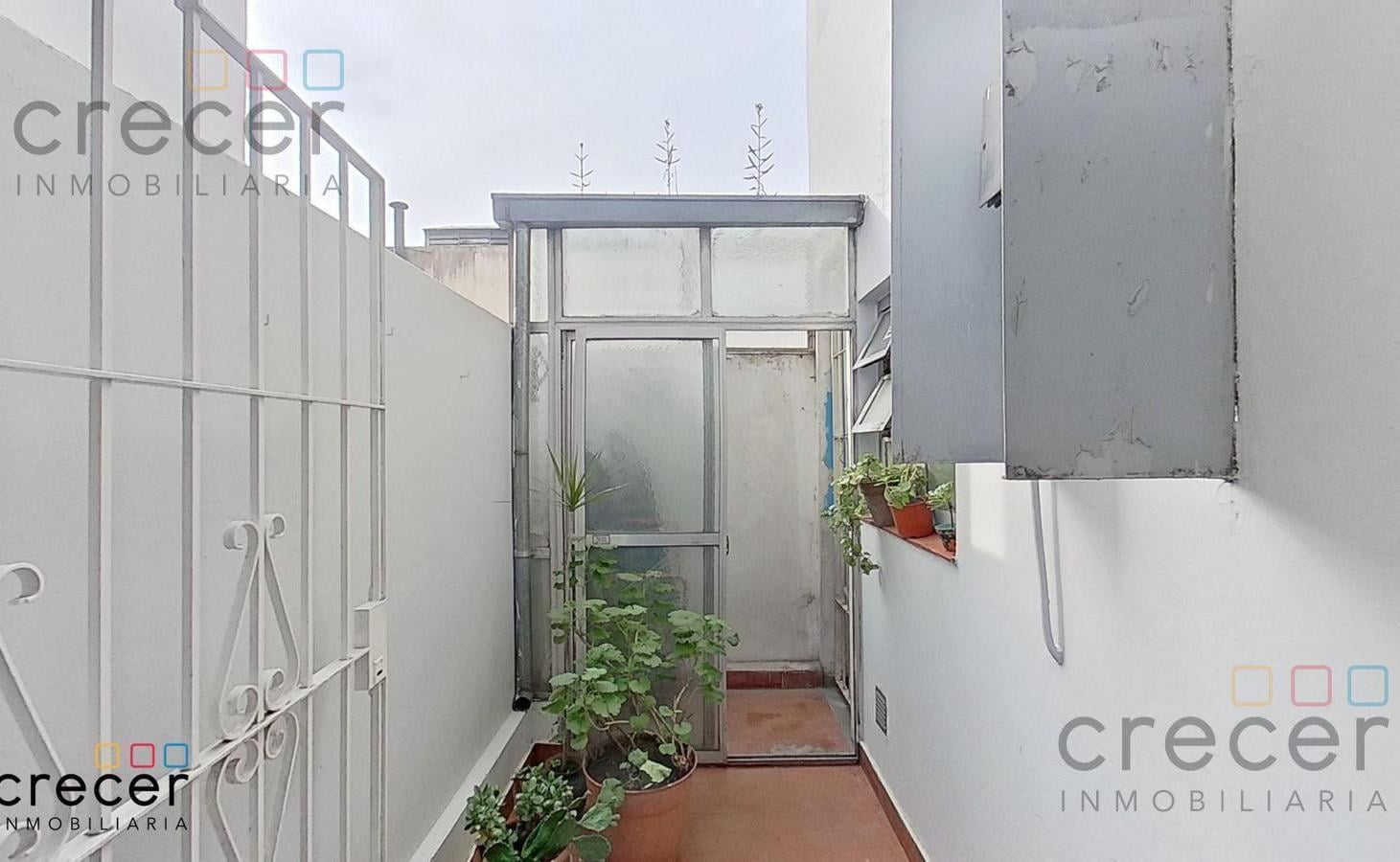 Foto de Venta departamento Dos ambientes con Dos patios bajas expensas 48m2, imagen 4