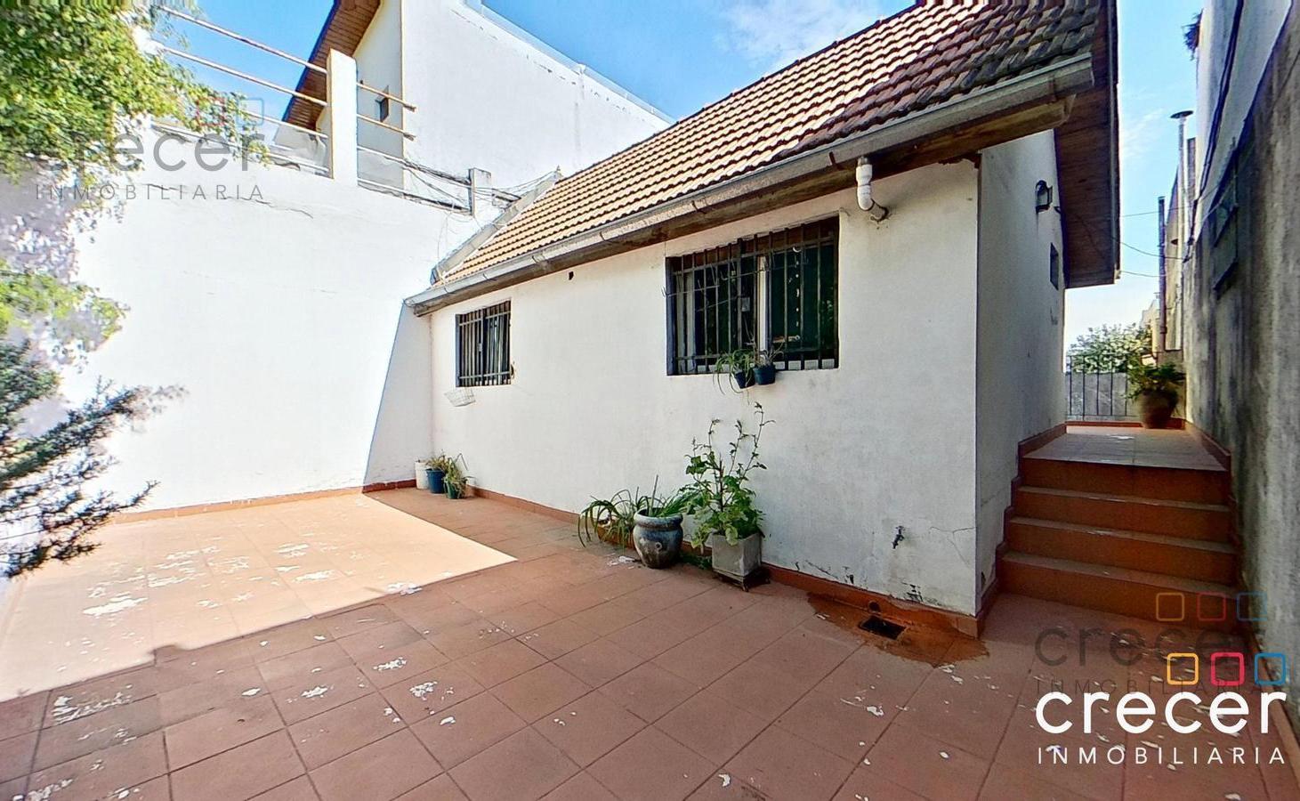 Foto de Venta Casa de 5 Ambientes con Patio, Terraza y Garage, imagen 2