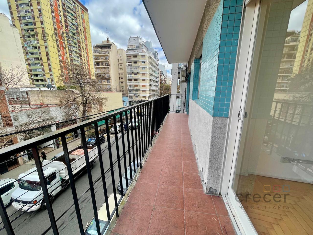 Foto de Venta 3 AMBIENTES AL FRENTE CON BALCÓN. Apto Profesional, imagen 1