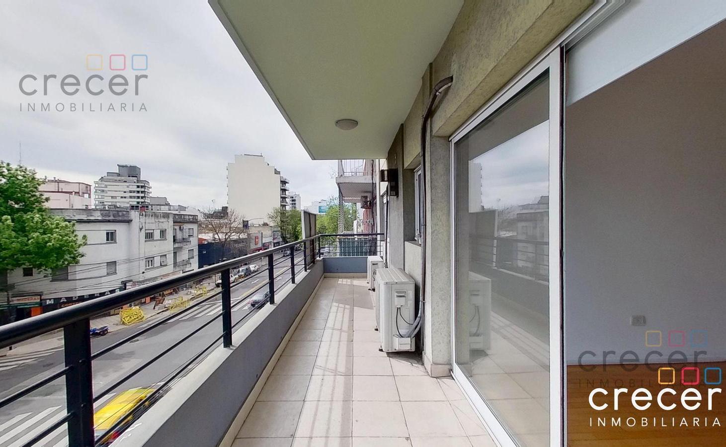 Foto de MODERNO Depto de 2 amb con balcon al frente en Villa Urquiza - VENTA, imagen 1