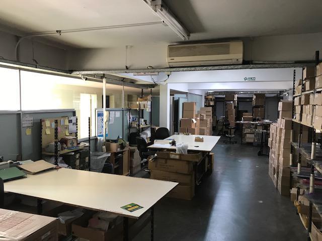 Foto de OFICINA EN VENTA DE 430 METROS!! INMEJORABLE ACCESO Y UBICACIÓN!, imagen 5