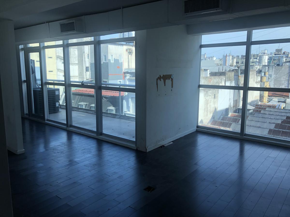 VER VIDEO!!! OFICINA EN VENTA DE 250 METROS! DOS COCHERAS FIJAS-CUBIERTAS INMEJORABLE ACCESO Y UBICA