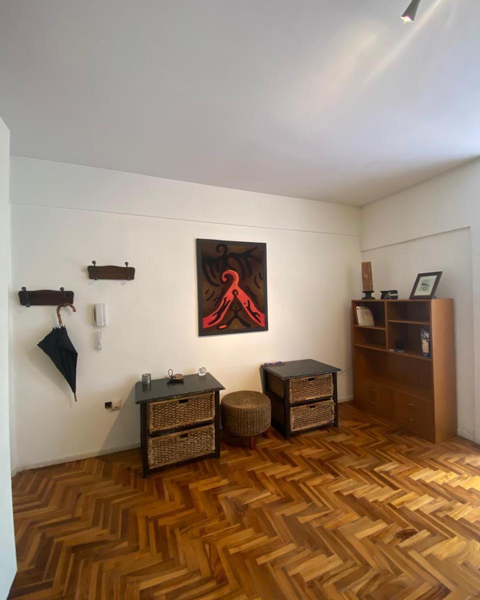 Foto de Amplio departamento de un ambiente en excelente zona, imagen 4