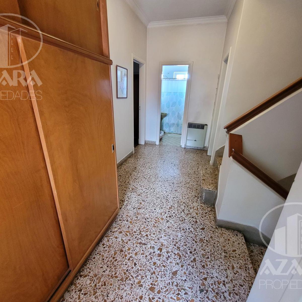 Excelente Casa de 6 Ambientes con Jardín y Pileta en Villa Martelli 5
