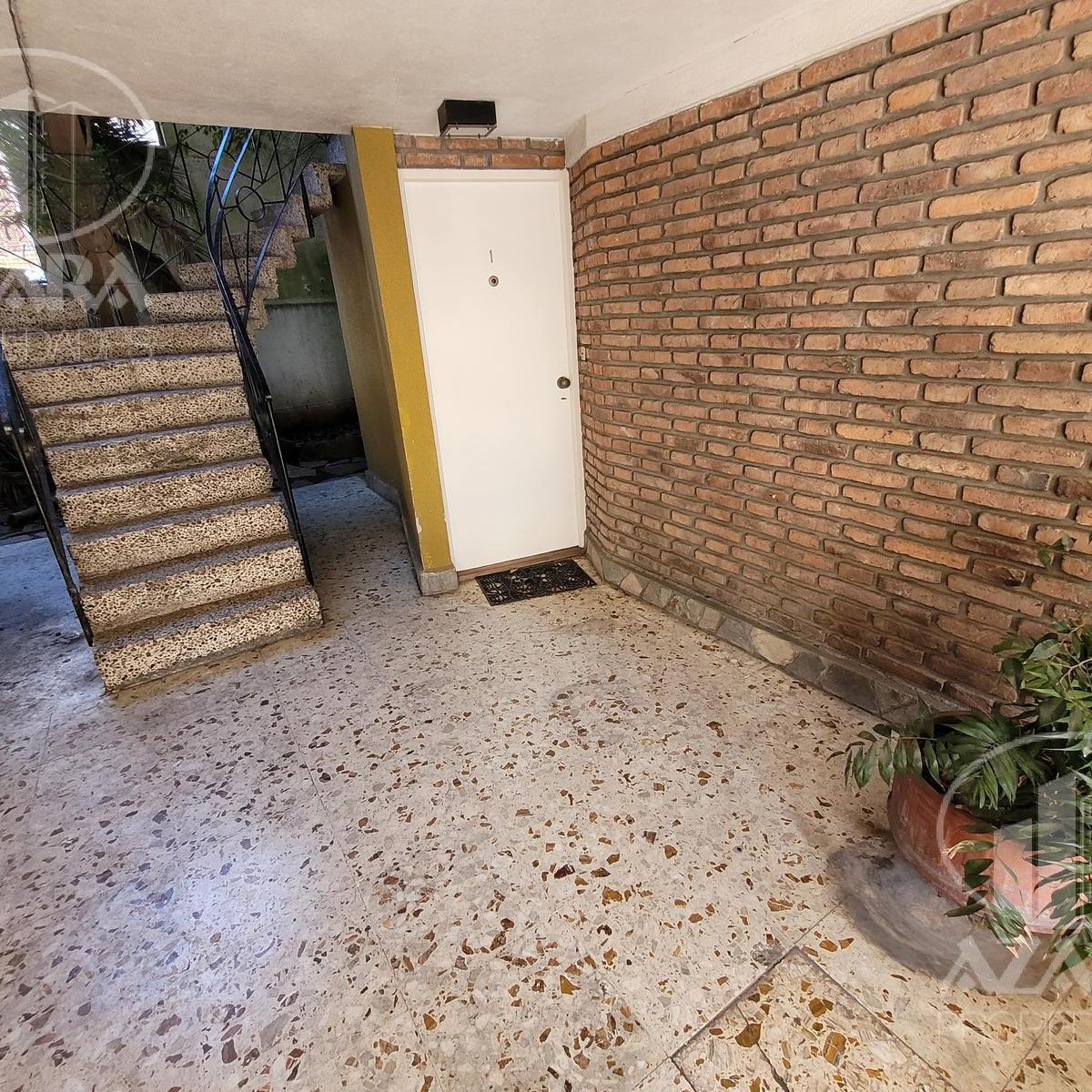 Foto de Oficina 1 ambiente con baño, planta baja ¡Excelente ubicación!, imagen 2