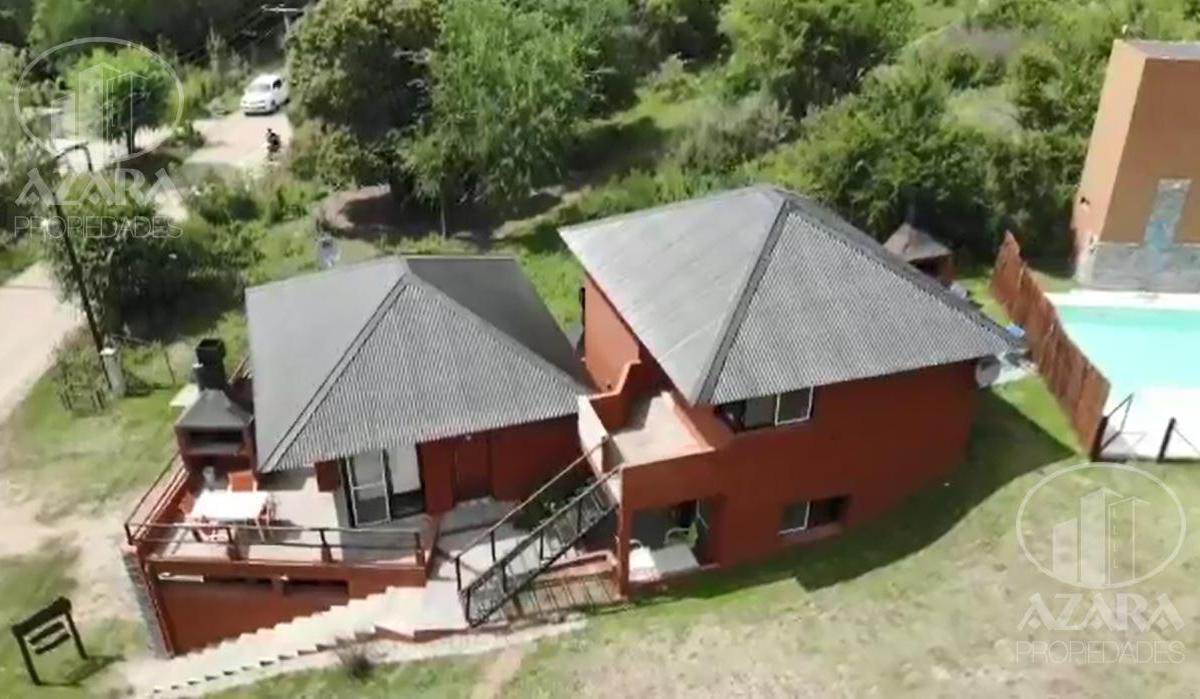 Complejo de 3 cabañas súper equipadas a metros del río