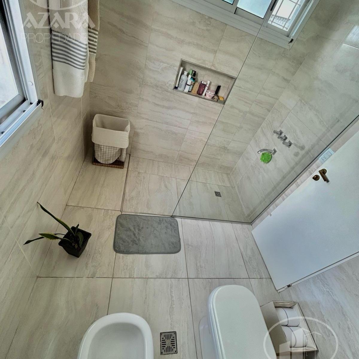 Impecable Casa de 6 Ambientes con Jardín en Florida 3