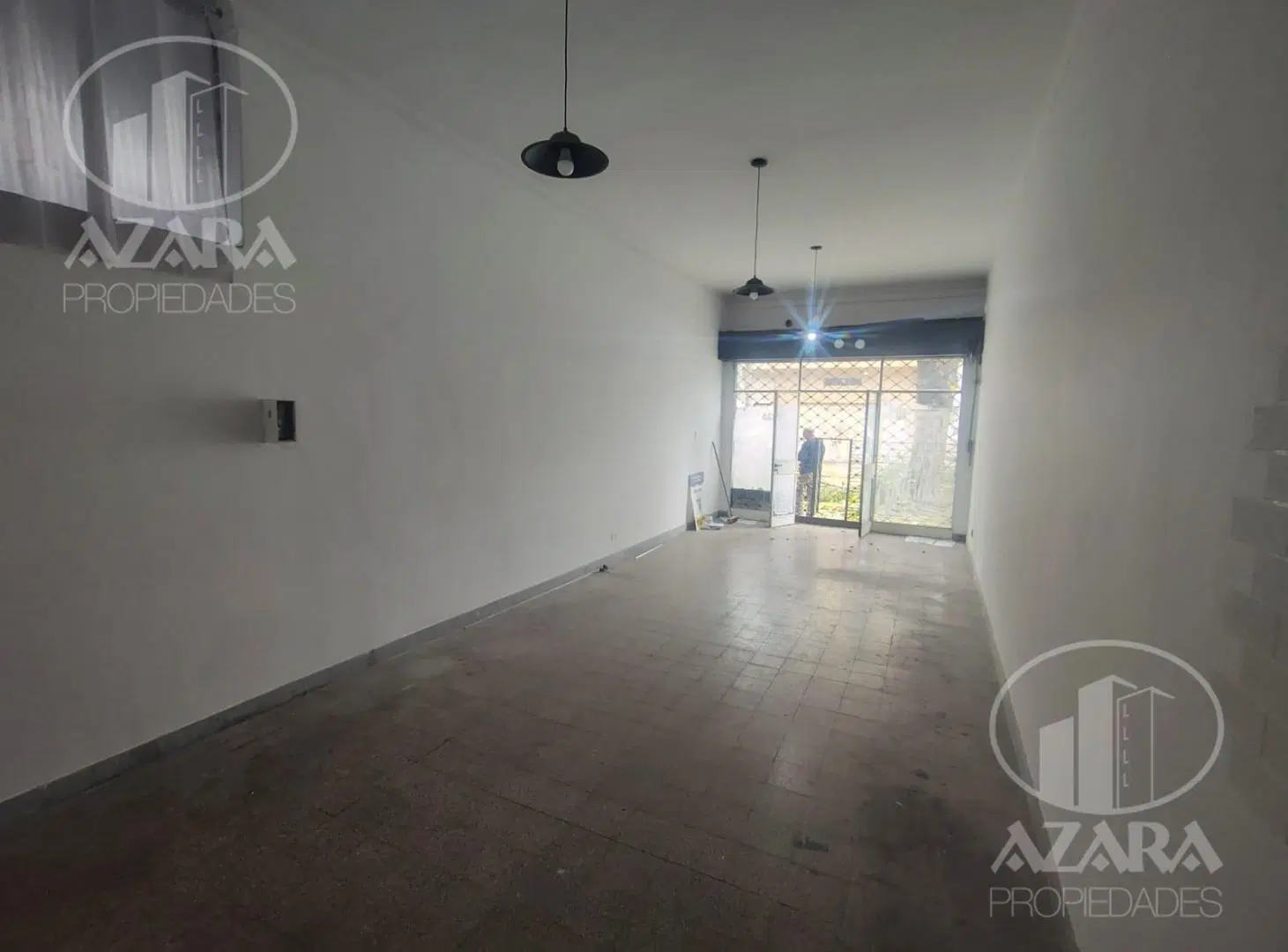 Local comercial en Valle Grande casi Villate 4