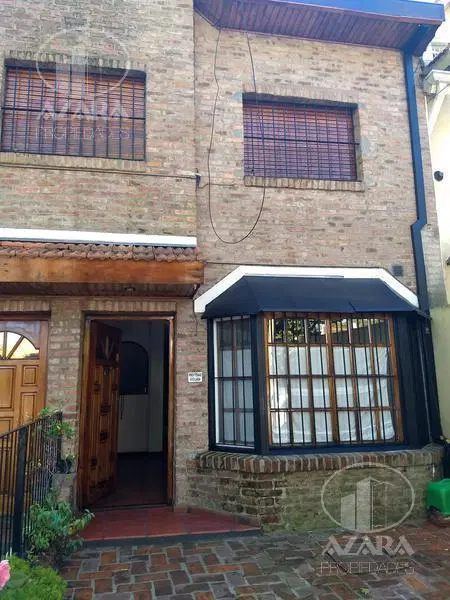 Duplex 4 ambientes con jardín a 1 y 1/2 cuadra de Av.Fleming 8