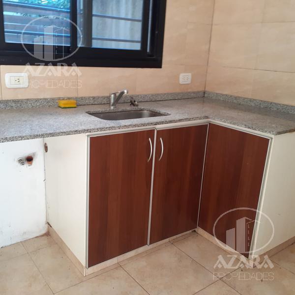 Foto de ¡Oportunidad! Hermoso 2 ambientes con patio y cochera, a 4 cuadras de Estación, imagen 4