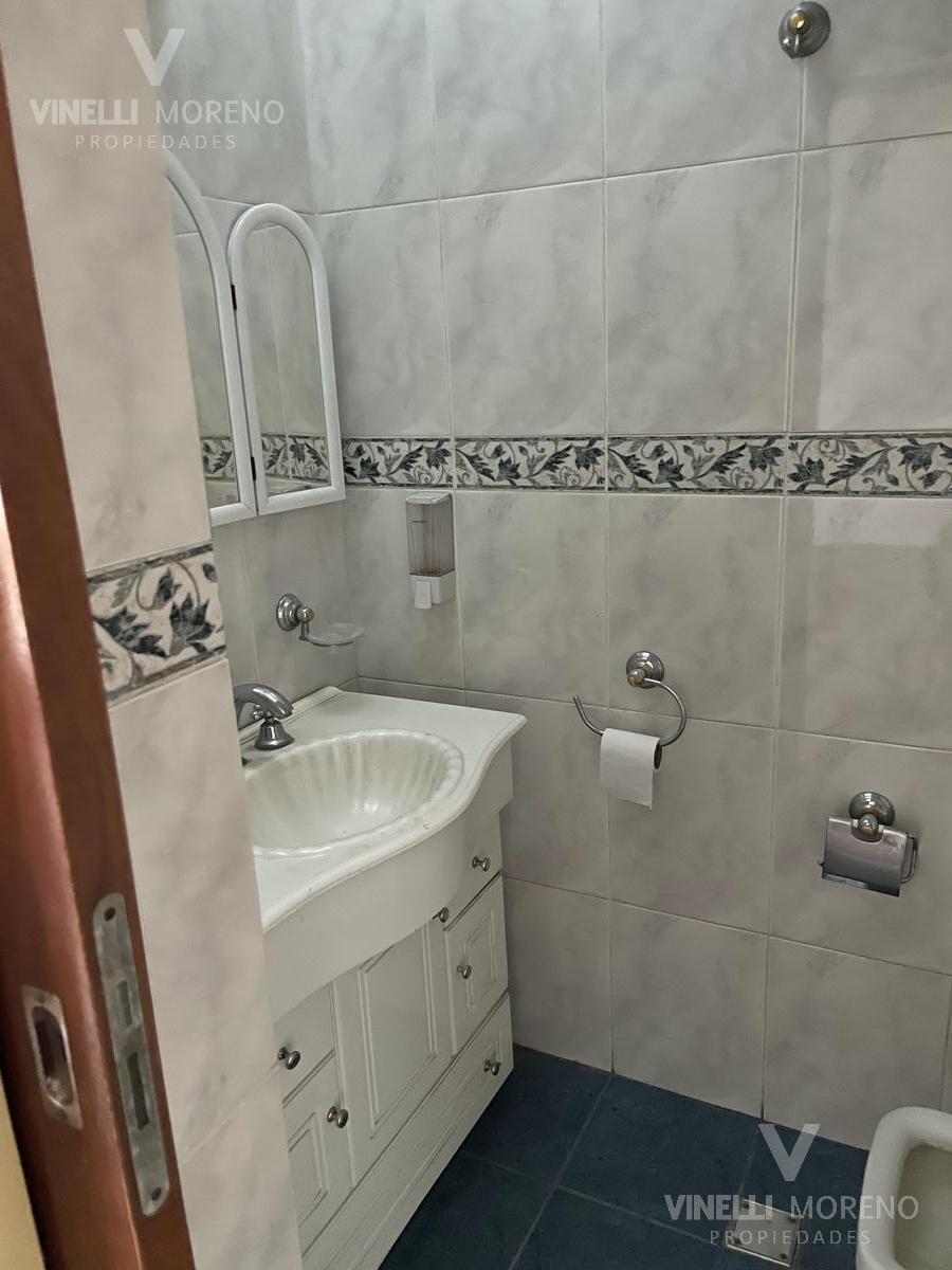 Excelente Edificio de Oficinas a La Venta Retasado 4