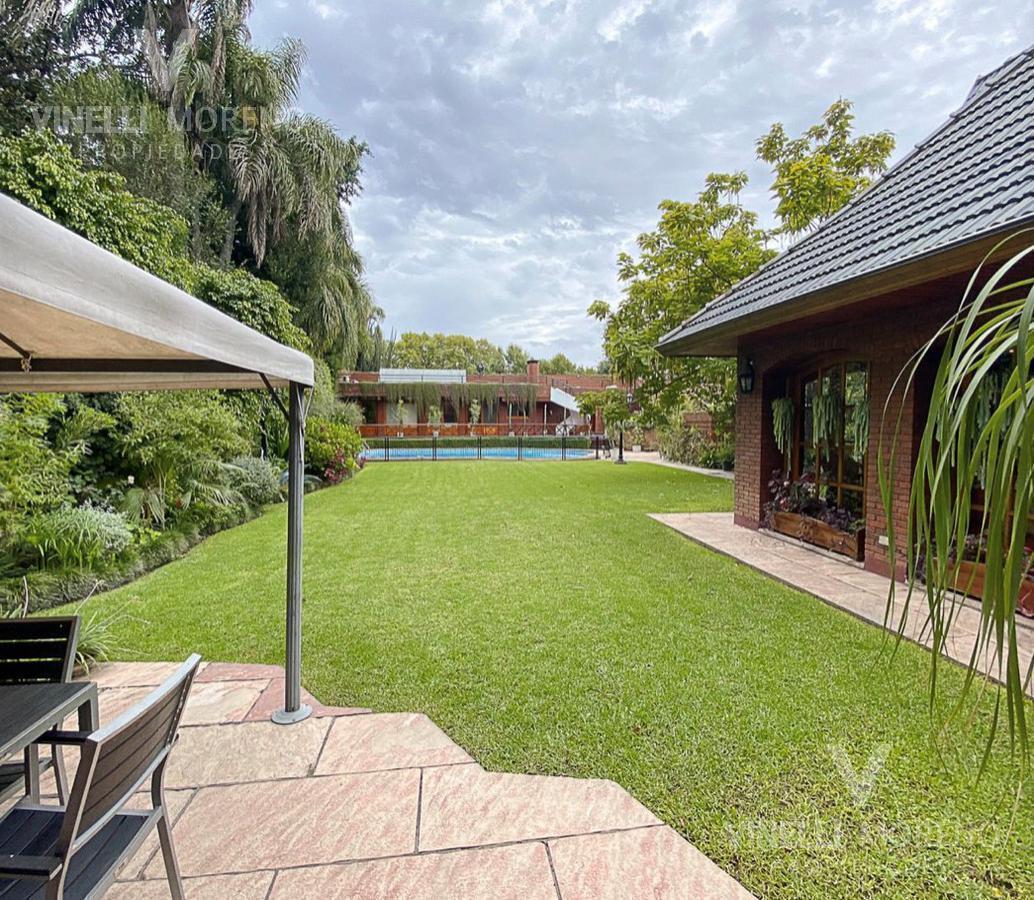 Casa Lote Unico en Barrio Ingles Impecable Estado 4