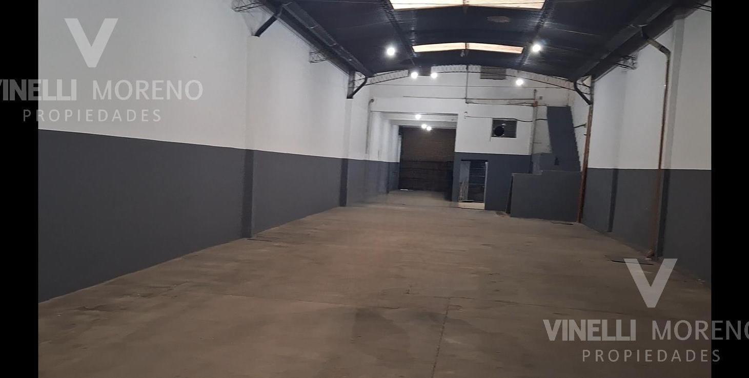 Foto de Excelente Depósito/galpón comercial en La Noria, imagen 1