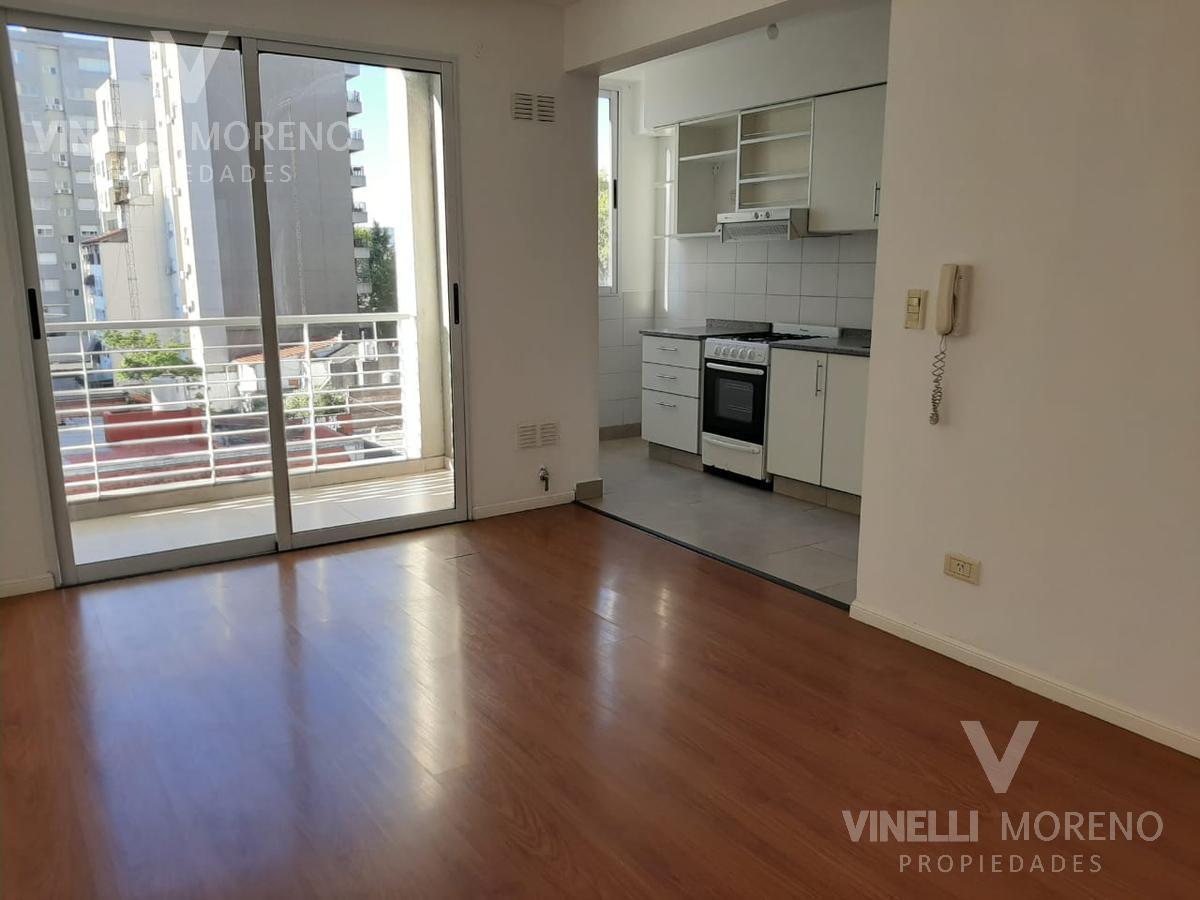 Foto de 2 ambientes con balcon y cochera semicubierta, imagen 1