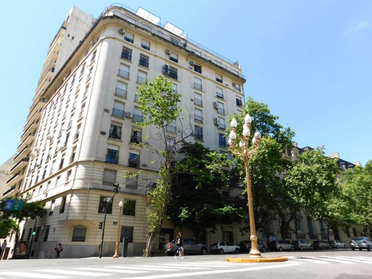 Plaza Pellegrini | Extraordinario Penthouse 5/6 Ambientes Terraza Cochera Seg24h 1