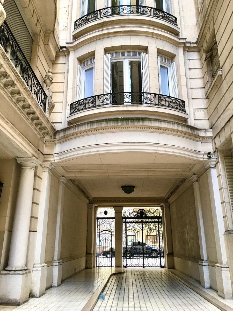 Palacio Estrugamou | Piso Alto 7 Ambientes Balcones Premium Coch Opt 3