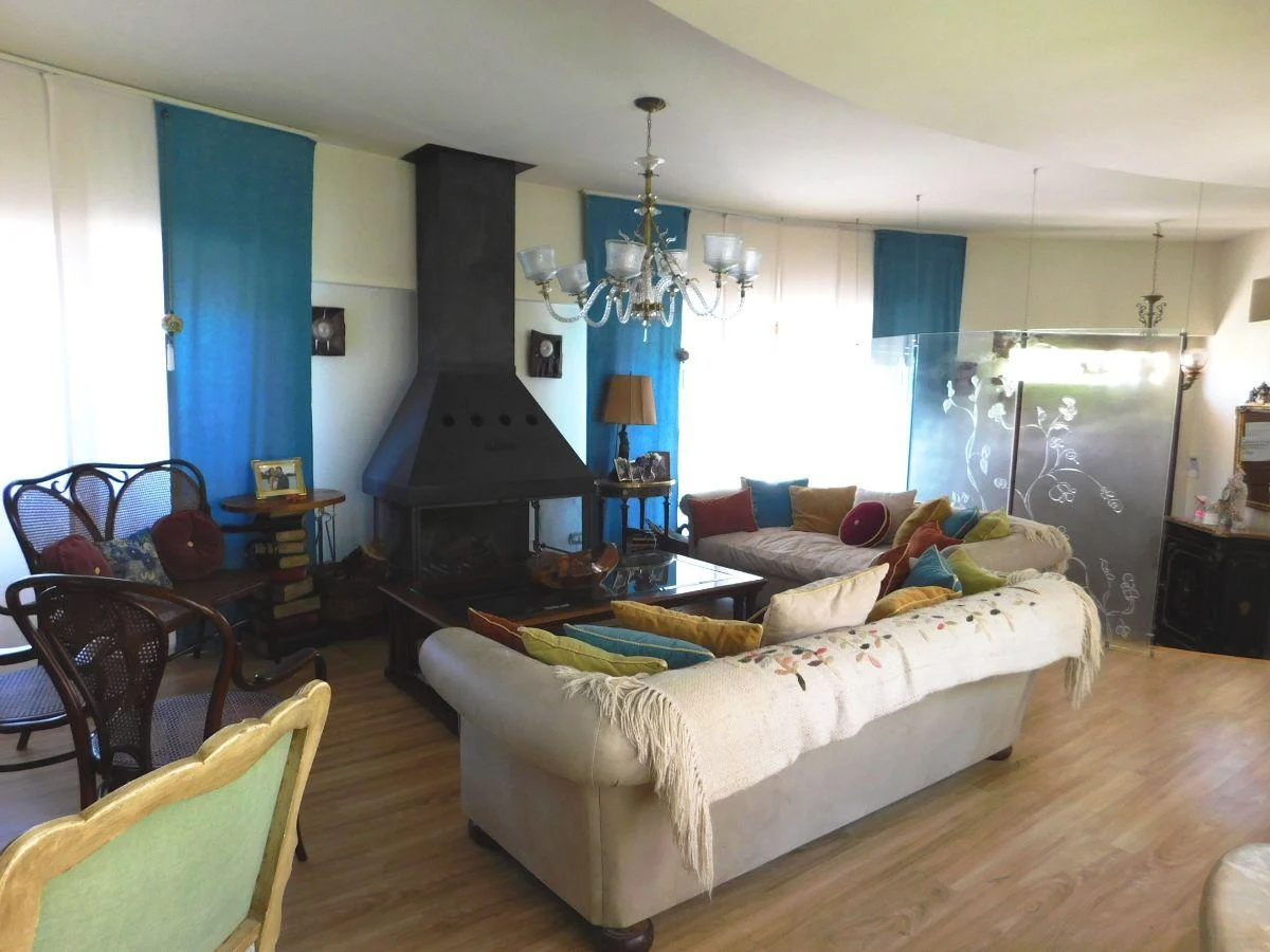 Foto de Correa 2000 y O'Higgins Núñez | Venta Casa en Esquina 7 Ambientes y, imagen 5