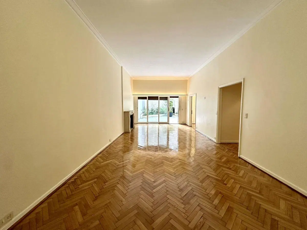 Av Alvear y Libertad - Plaza Pellegrini | Semipiso en Pb 4 Ambs Jardín de 100 m² Depcia Coch Seg 24H 3