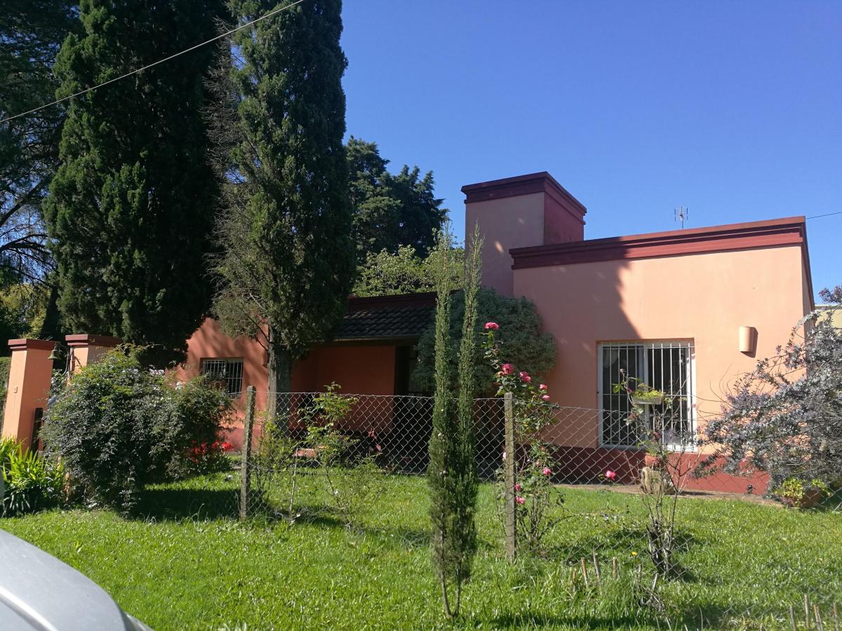 Venta Casa Barrio Parque Peró 3 Amb 5
