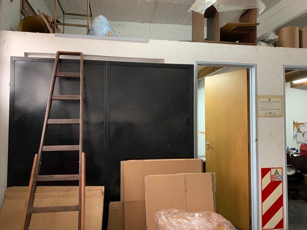 Florida Oeste Venta Galpon 70 m² 4