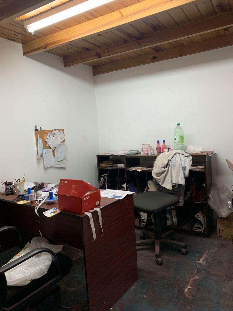 Florida Oeste Venta Galpon 70 m² 5