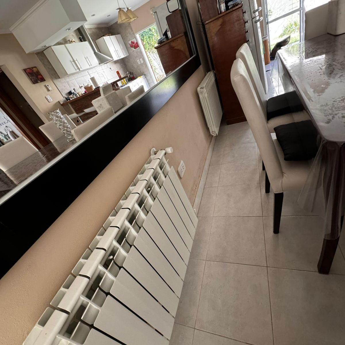 Foto de CLAROMECÓ VENTA CASA 3 AMBIENTES IMPECABLE!!, imagen 3