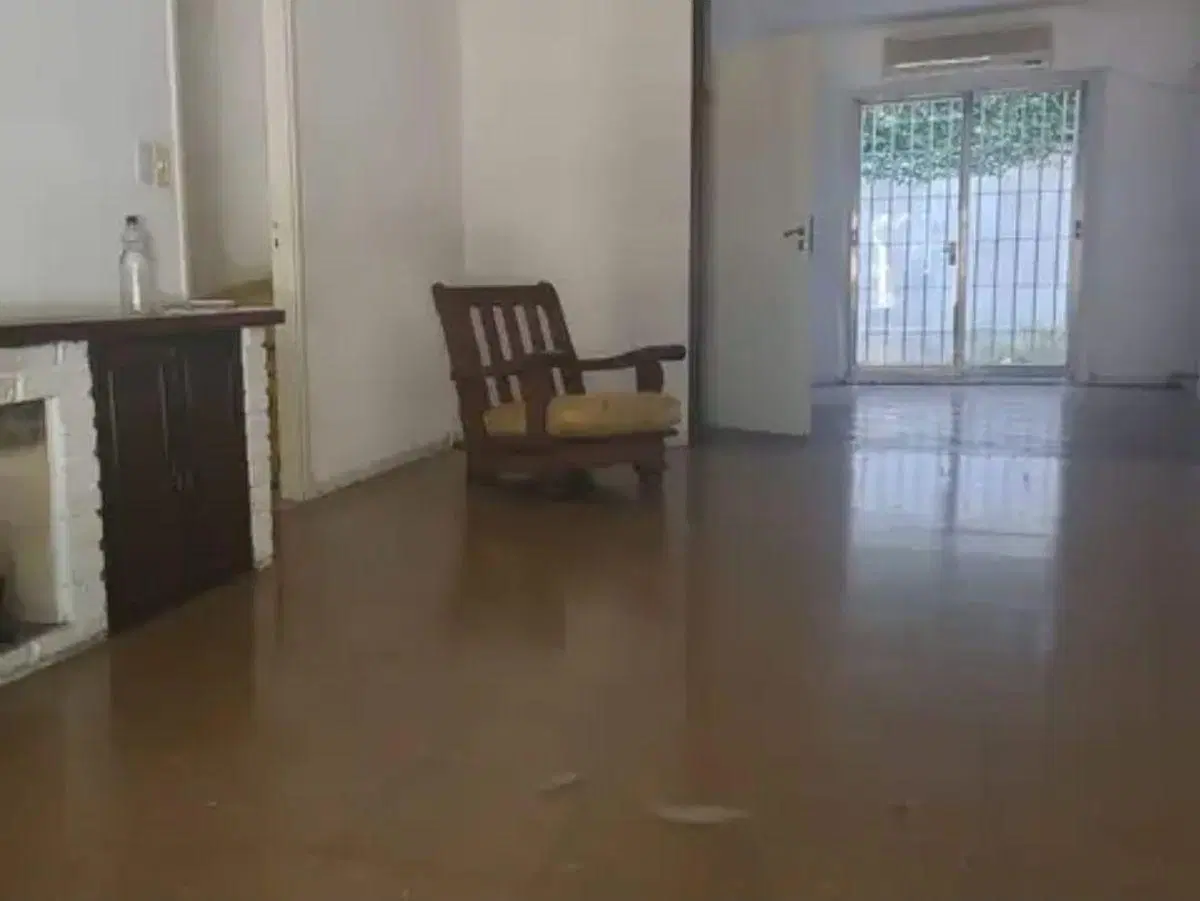VICENTE LOPEZ VENTA PH FRENTE 4 amb+ ESCRITORIO A REFACCIONAR 1