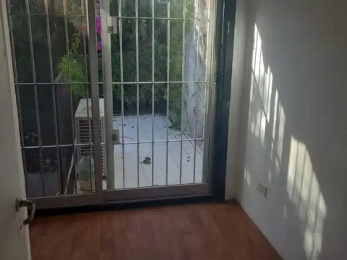 VICENTE LOPEZ VENTA PH FRENTE 4 amb+ ESCRITORIO A REFACCIONAR 5