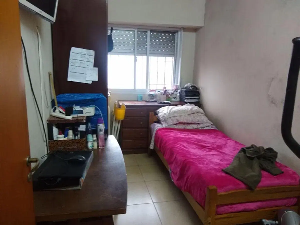 CARAPACHAY VENTA CASA 5AMB MULTIFAMILIAR A RECICLAR 4