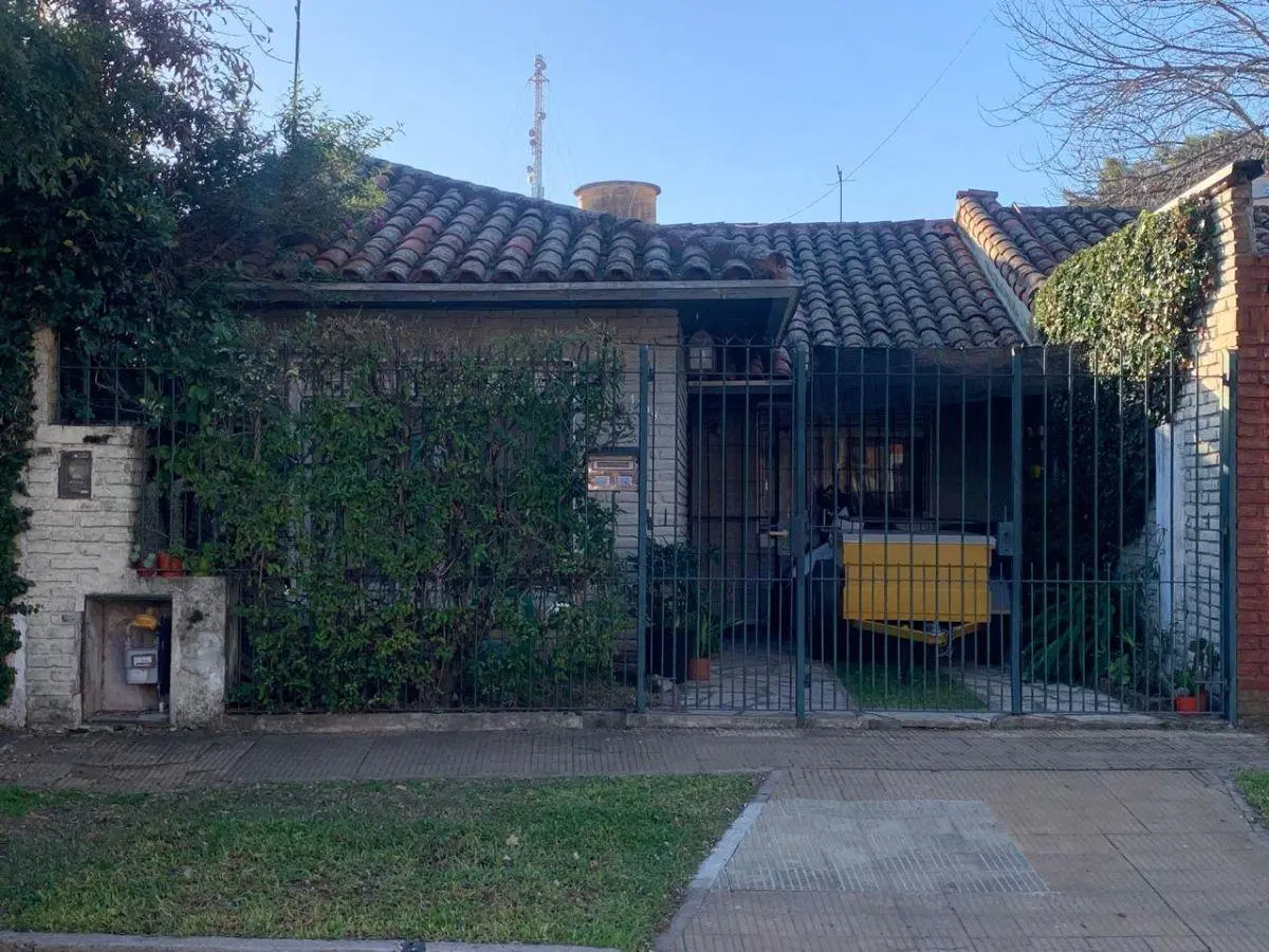 MARTINEZ VENTA CASA EN 1 PLANTA C/COCH Y PATIO 1