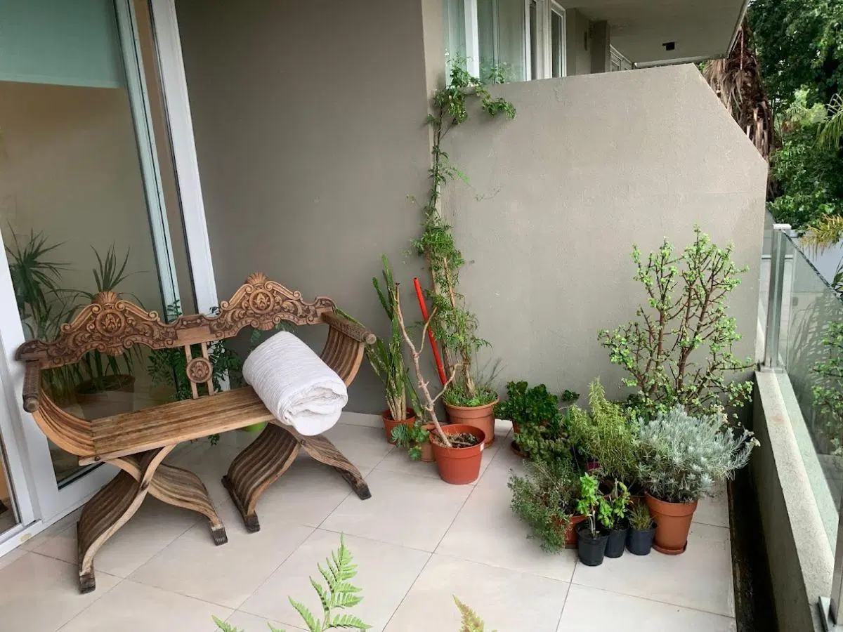 VICENTE LOPEZ VENTA 2 AMB C/COCHERA Y BALCON TERRAZA C/PARRILLA 4