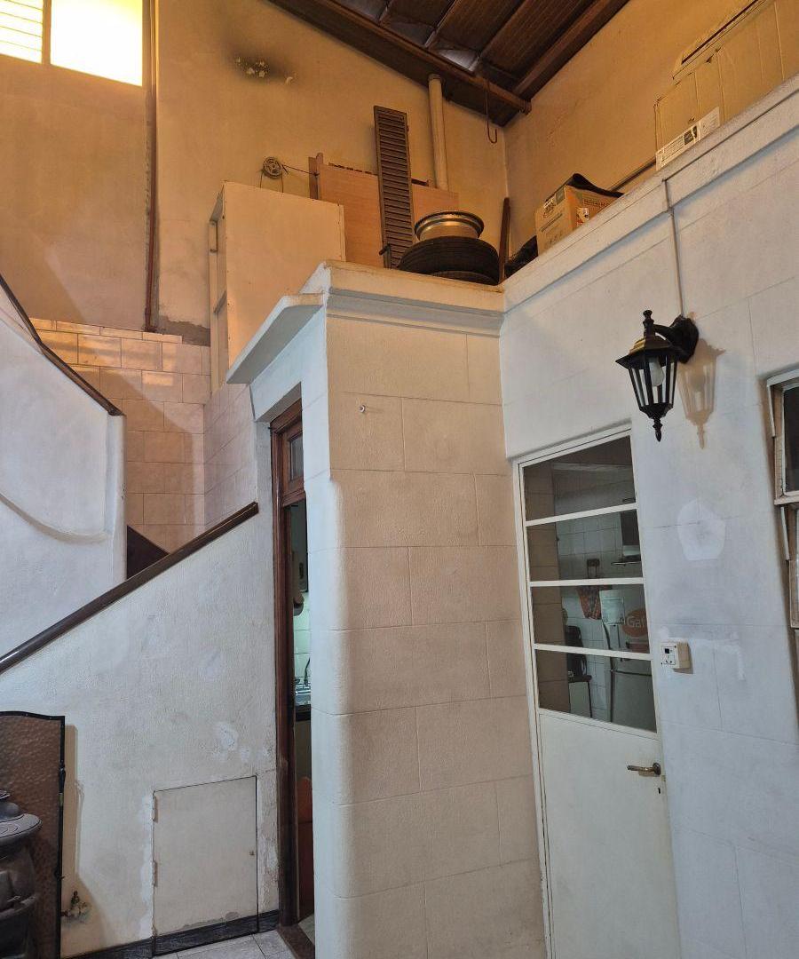 Foto de Casa Estilo Antigua, con 3 dormitorios, baño y toil, Venta, Villa Devoto, imagen 2