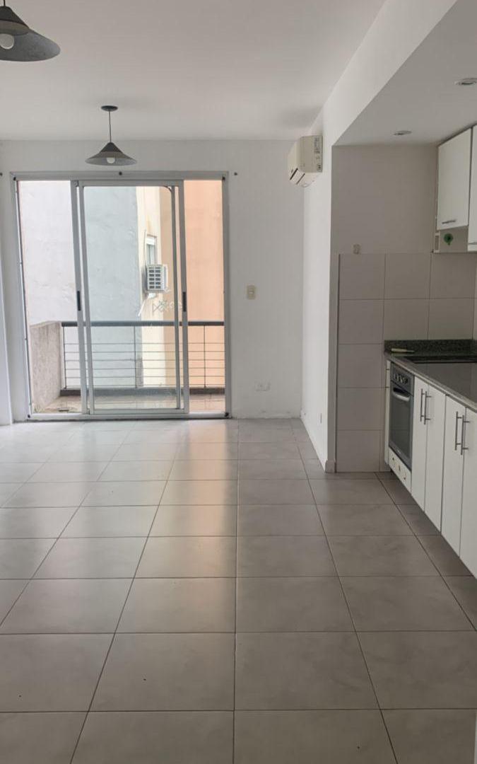 Foto de ALQUILER VILLA URQUIZA MONOAMBIENTE CON BALCÓN, imagen 1