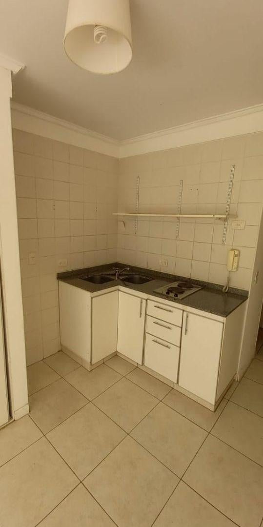 Foto de Alquiler Coglhan Monoambiente con balcon aterrazado apto profesional, imagen 5